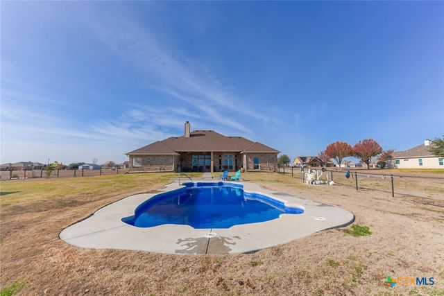 304 Hatter Drive, Moody, TX 76557
