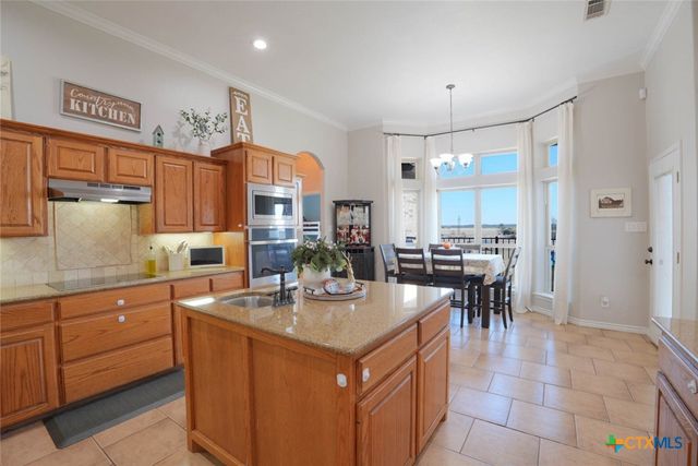 304 Hatter Drive, Moody, TX 76557