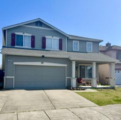 2896 Blacktail St, Santa Rosa, CA 95407