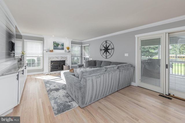 10 SPRING MILL CT, Sewell, NJ 08080