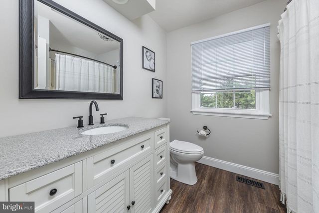 10 SPRING MILL CT, Sewell, NJ 08080