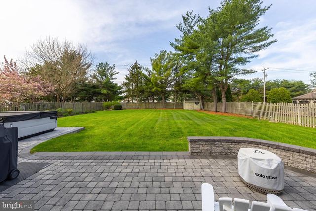 10 SPRING MILL CT, Sewell, NJ 08080