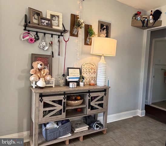 128 BELLEVUE AVE, Mount Ephraim, NJ 08059