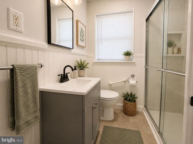 128 BELLEVUE AVE, Mount Ephraim, NJ 08059
