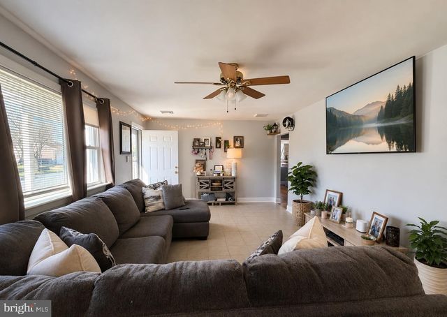 128 BELLEVUE AVE, Mount Ephraim, NJ 08059