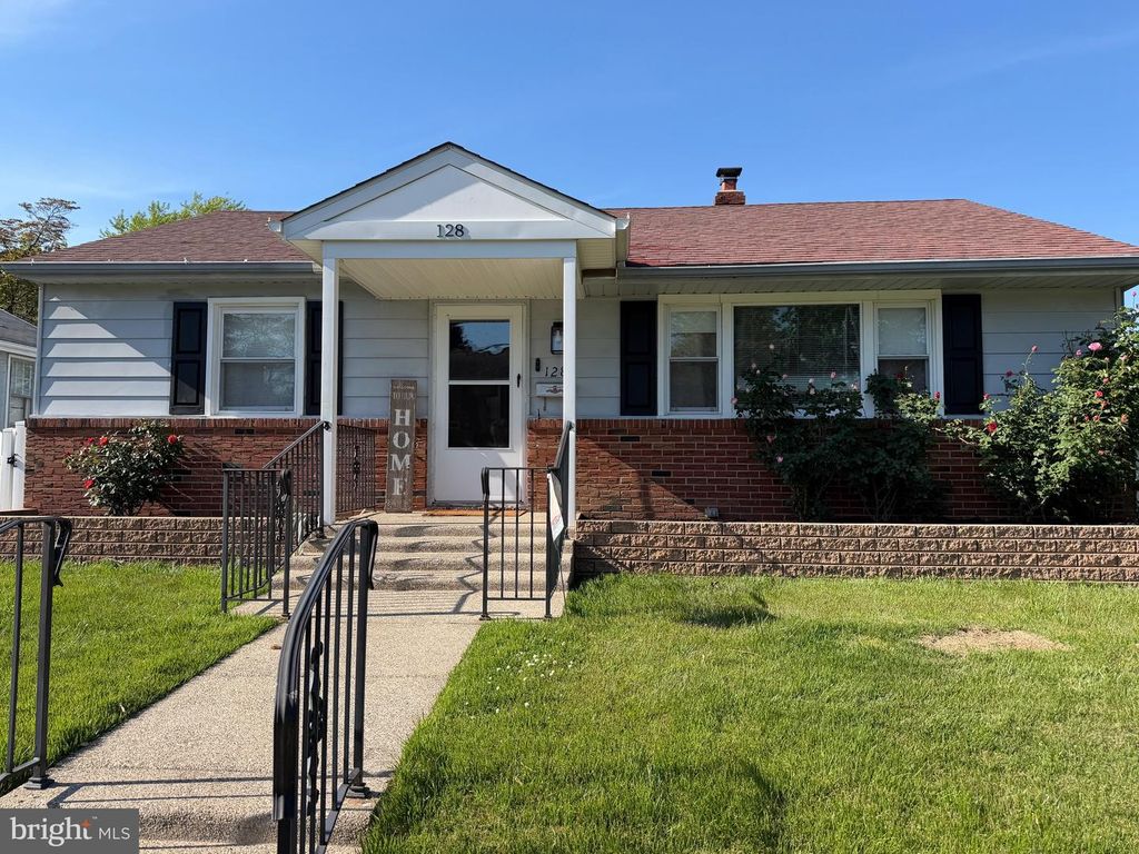 128 BELLEVUE AVE, Mount Ephraim, NJ 08059