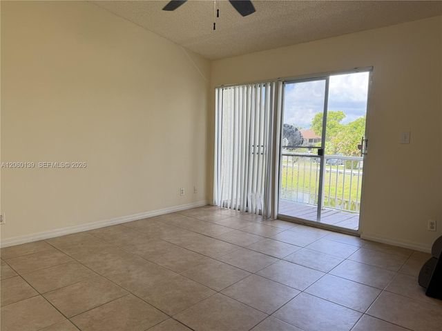 309 W Hemingway Circle, Margate, FL 33063