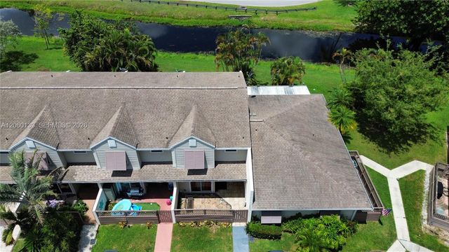 309 W Hemingway Circle, Margate, FL 33063