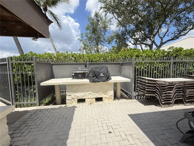 309 W Hemingway Circle, Margate, FL 33063