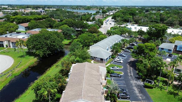 309 W Hemingway Circle, Margate, FL 33063