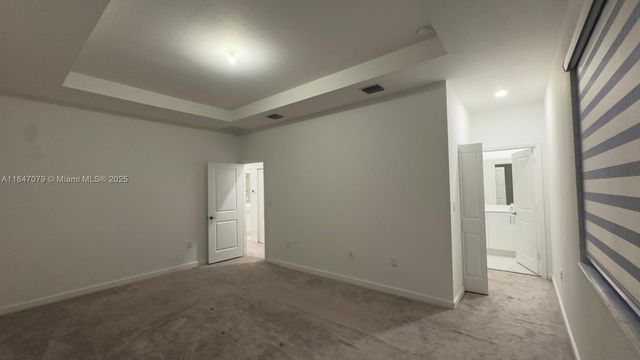 10054 SW 231st Ln, Miami, FL 33190