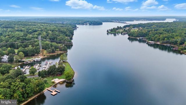 115 FOREST LN, Mineral, VA 23117