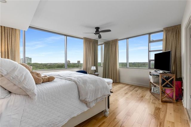 700 Park Regency Place NE 1906, Atlanta, GA 30326