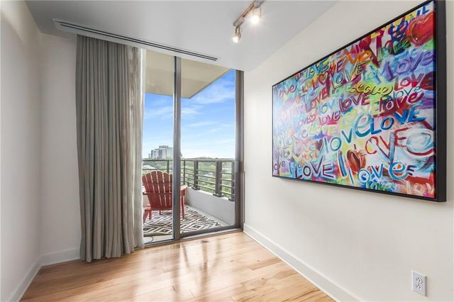 700 Park Regency Place NE 1906, Atlanta, GA 30326