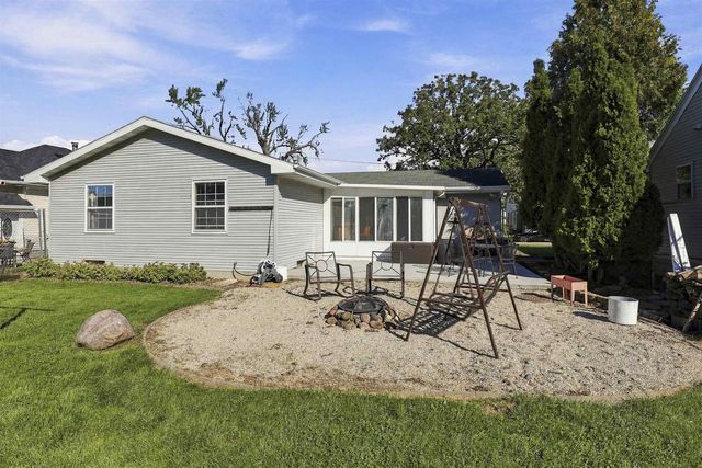 605 5TH STREET, Menasha, WI 54956