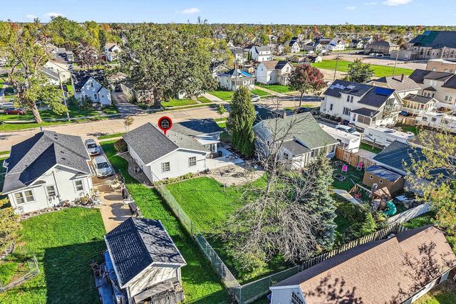 605 5TH STREET, Menasha, WI 54956