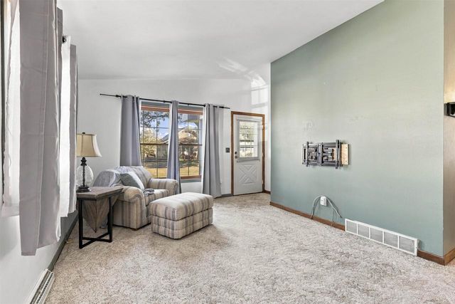 605 5TH STREET, Menasha, WI 54956
