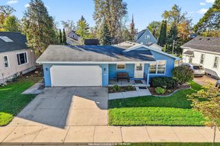 605 5TH STREET, Menasha, WI 54956
