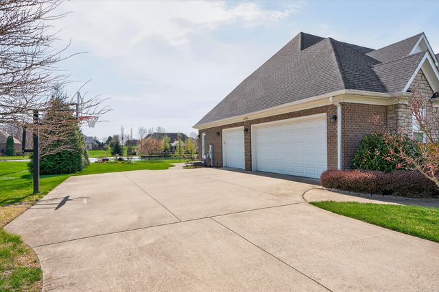 229 Stable Way, Nicholasville, KY 40356