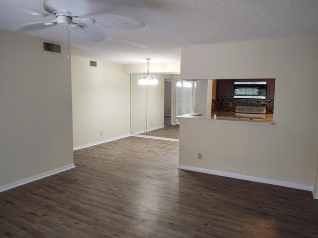 2512 SE Anchorage Cv Unit 2, Port St Lucie, FL 34952