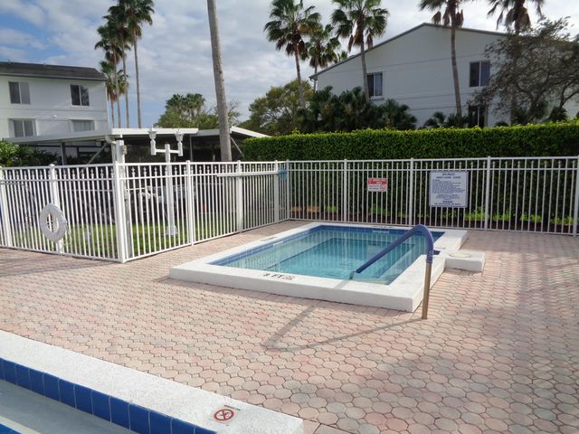 2512 SE Anchorage Cv Unit 2, Port St Lucie, FL 34952