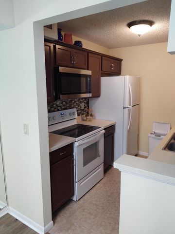 2512 SE Anchorage Cv Unit 2, Port St Lucie, FL 34952