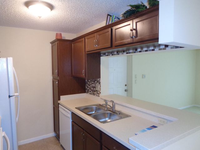 2512 SE Anchorage Cv Unit 2, Port St Lucie, FL 34952