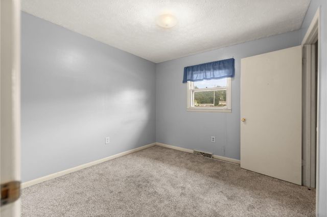 492 Oaklawn Circle, Corbin, KY 40701