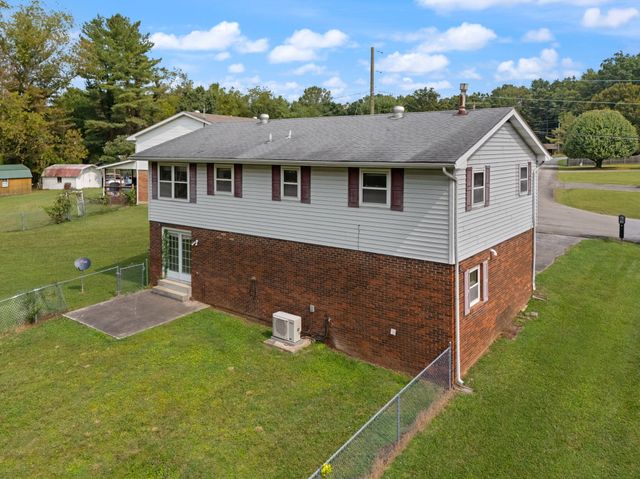 492 Oaklawn Circle, Corbin, KY 40701