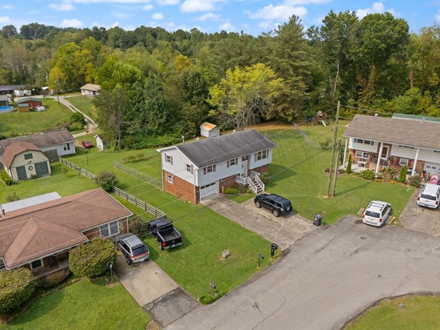 492 Oaklawn Circle, Corbin, KY 40701