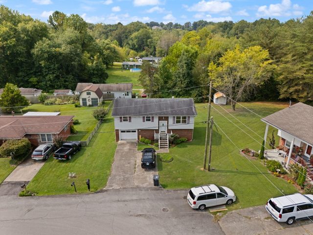492 Oaklawn Circle, Corbin, KY 40701