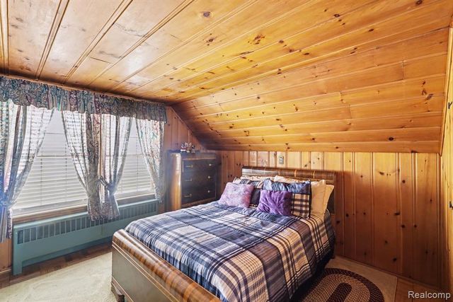 151 Commonwealth Avenue, Flint, MI 48503