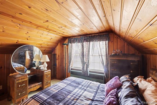 151 Commonwealth Avenue, Flint, MI 48503