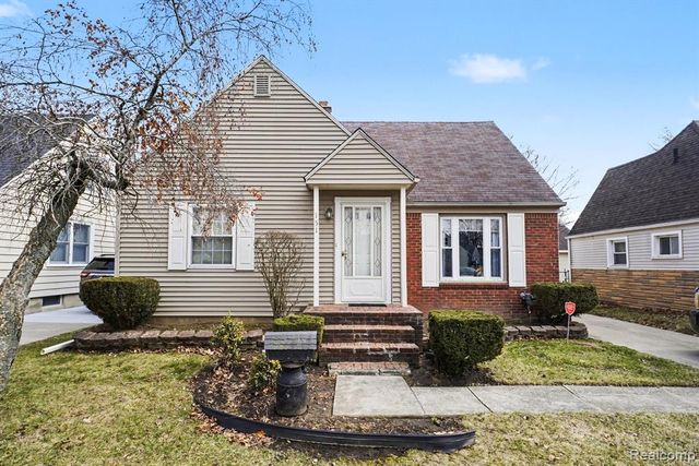 151 Commonwealth Avenue, Flint, MI 48503