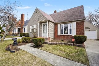 151 Commonwealth Avenue, Flint, MI 48503