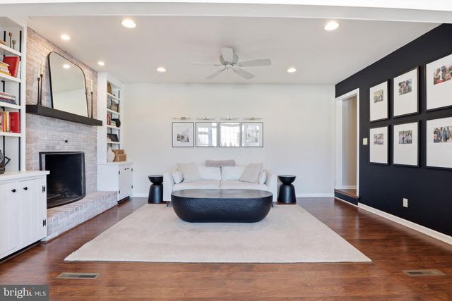 89 GREENFIELD RD, Lancaster, PA 17602