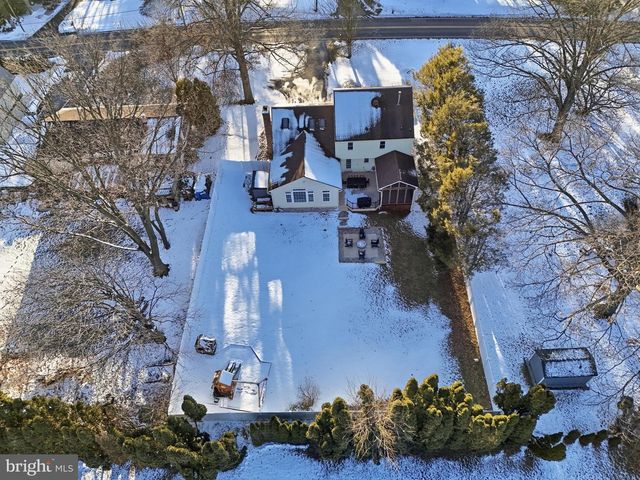 89 GREENFIELD RD, Lancaster, PA 17602