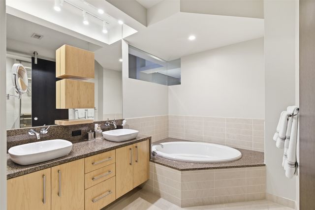 2600 W 7th Street 2808, Fort Worth, TX 76107
