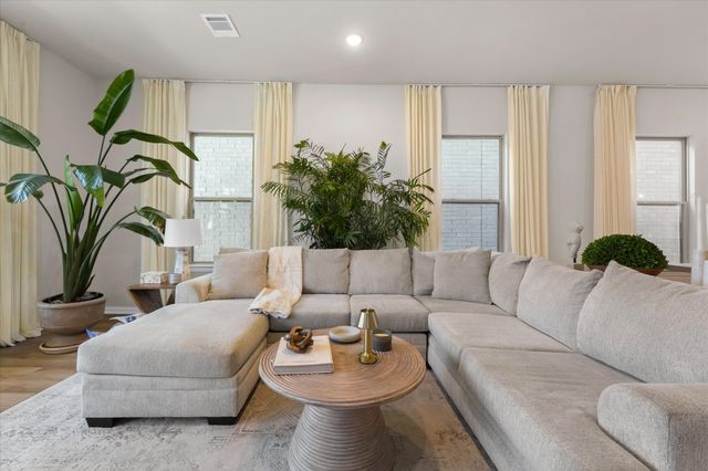 7575 Millingston Road, Dallas, TX 75228