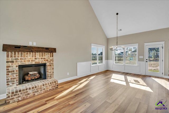 442 Burlington Drive, Macon, GA 31052