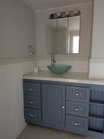 144 Lake Shore Drive, Weymouth, MA 02189