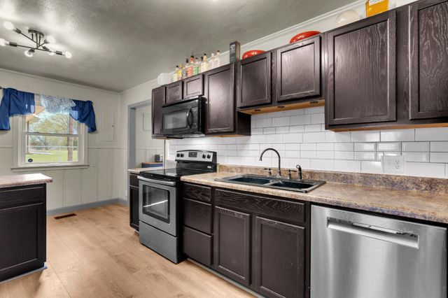 115 Franklin St, Mcminnville, TN 37110