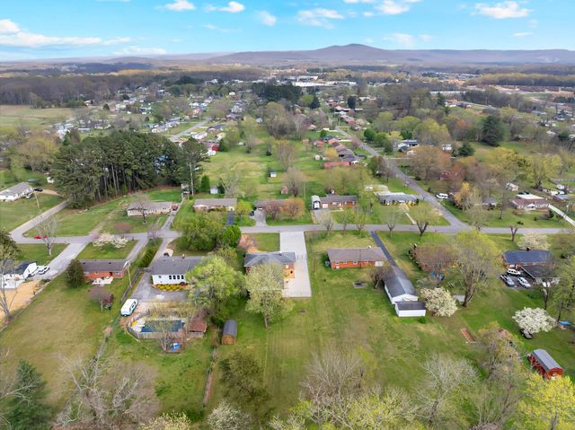 115 Franklin St, Mcminnville, TN 37110