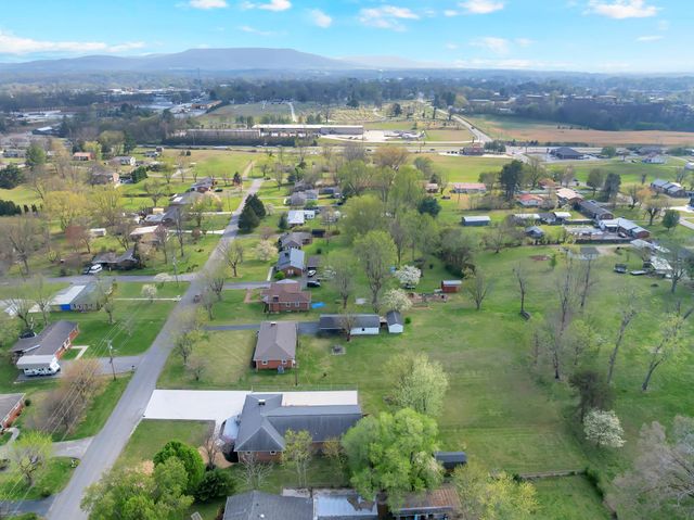 115 Franklin St, Mcminnville, TN 37110