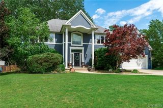 152 Pino Verde Lane, Amherst, NY 14221