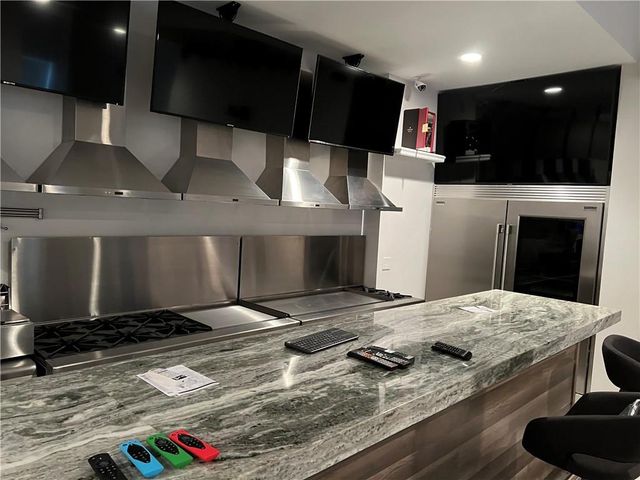 2385 Hopewell Plantation Drive, Alpharetta, GA 30004