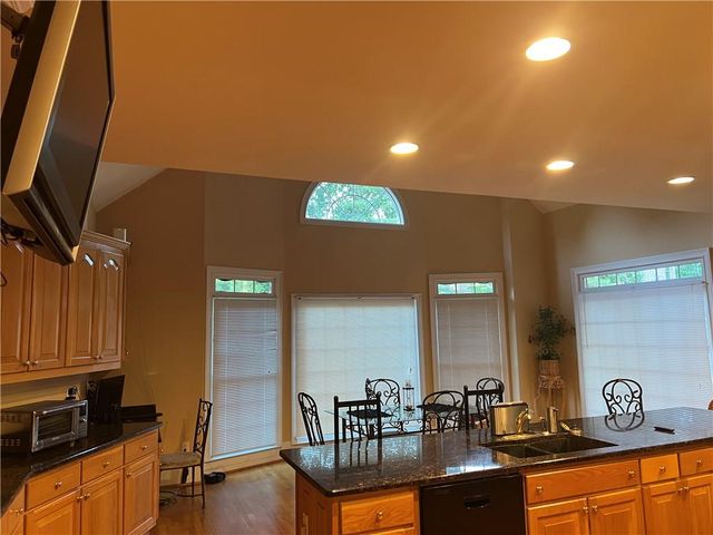 2385 Hopewell Plantation Drive, Alpharetta, GA 30004
