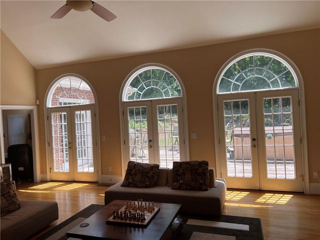 2385 Hopewell Plantation Drive, Alpharetta, GA 30004