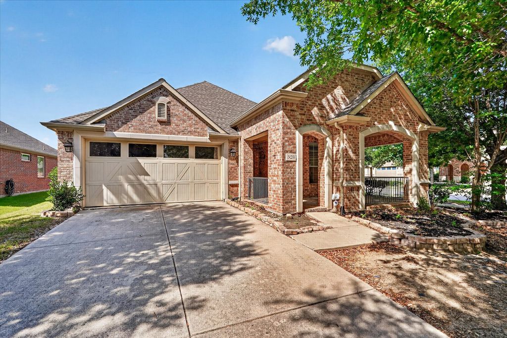 528 Birch Valley Court, Frisco, TX 75034