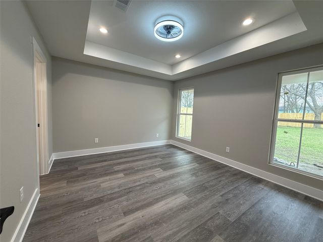 2612 W Park Row, Corsicana, TX 75110